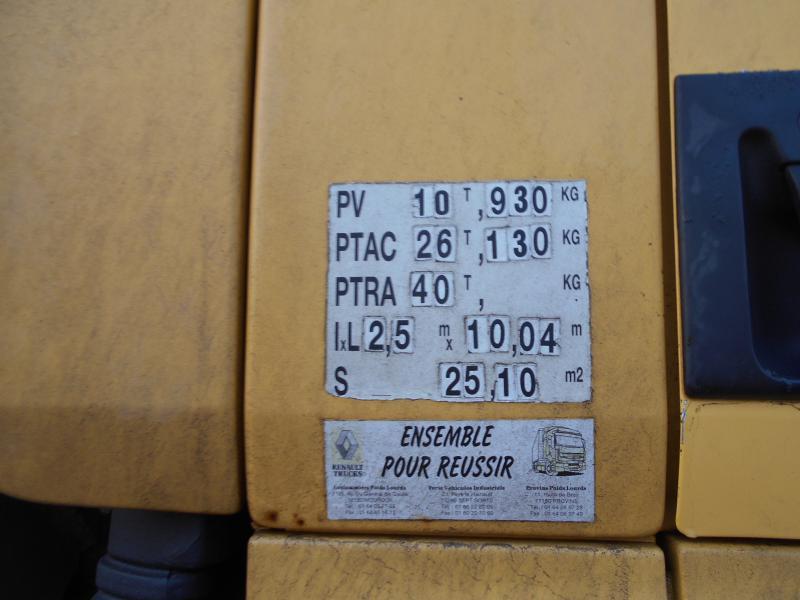 Camion citerne Renault Premium 420 DCI
