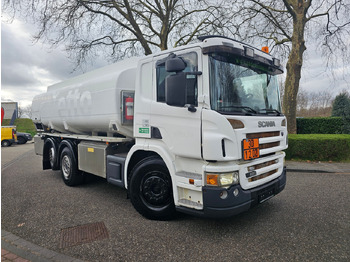 Camion citerne Scania P420 6x2*4