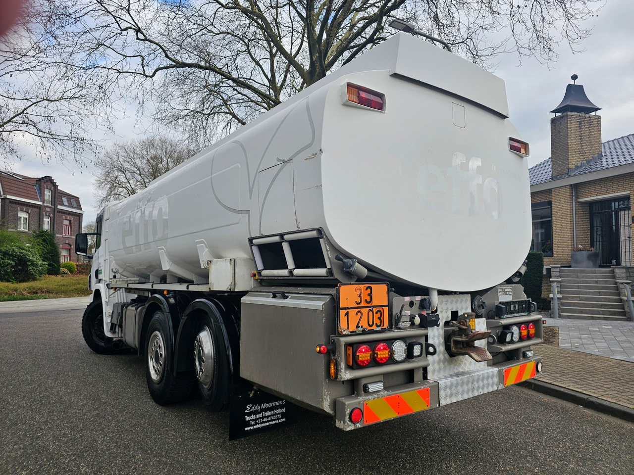 Camion citerne Scania P420 6x2*4