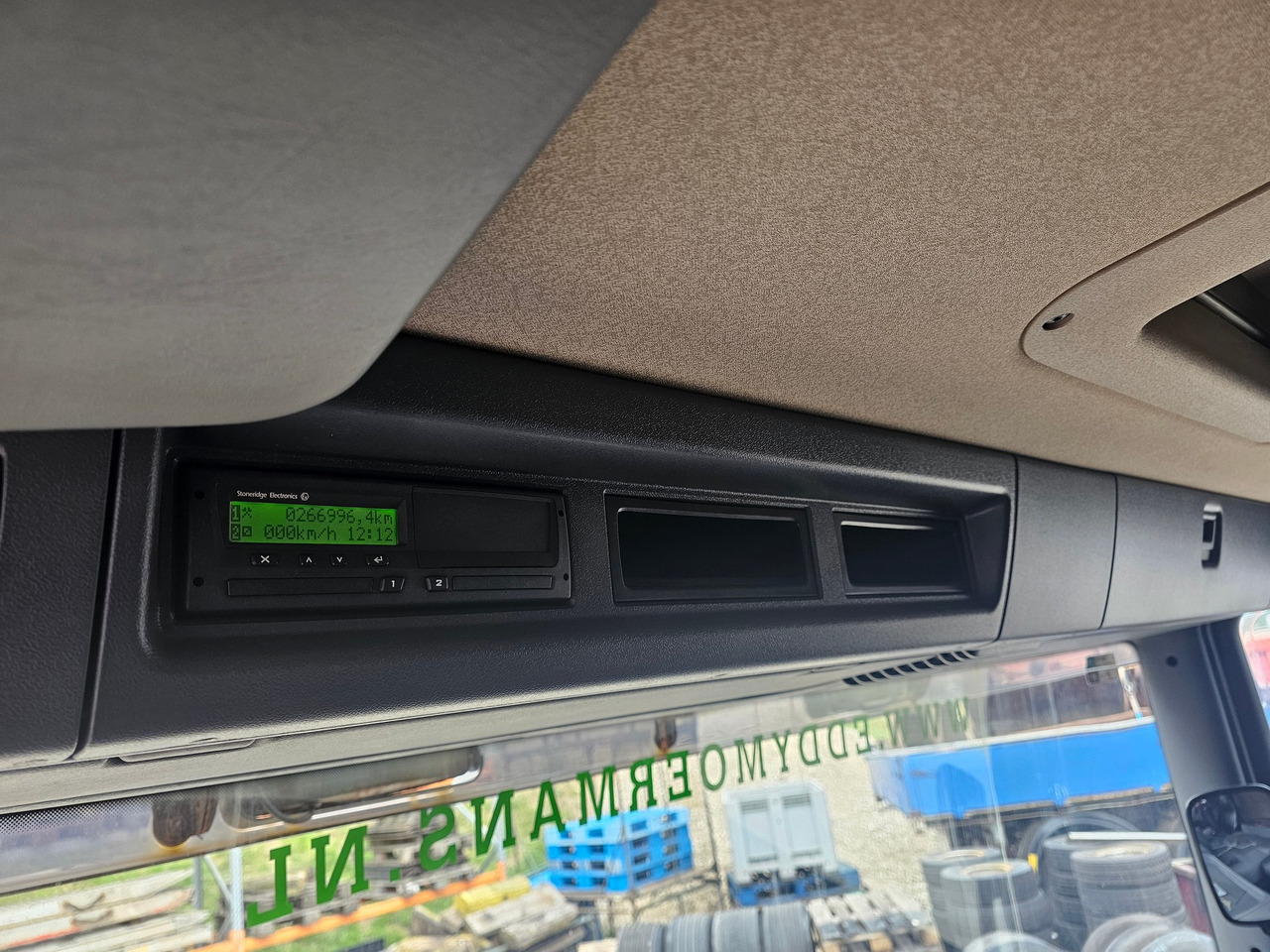 Camion citerne Scania P420 6x2*4
