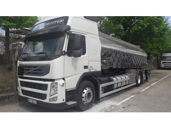 Camion citerne Volvo FM12 450