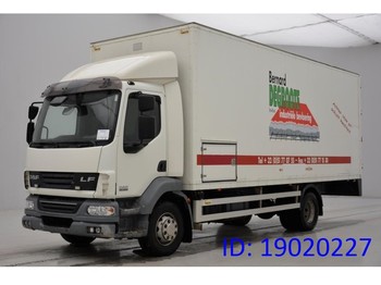 Camion fourgon DAF LF55.220