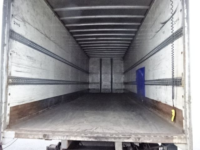 Camion fourgon DAF LF 55 280 // broken engine - moteur cassé !