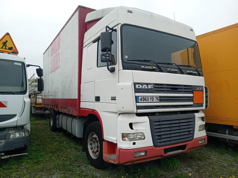 Camion fourgon DAF XF 480