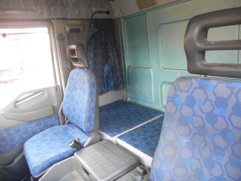 Camion fourgon Iveco Eurocargo 140E25