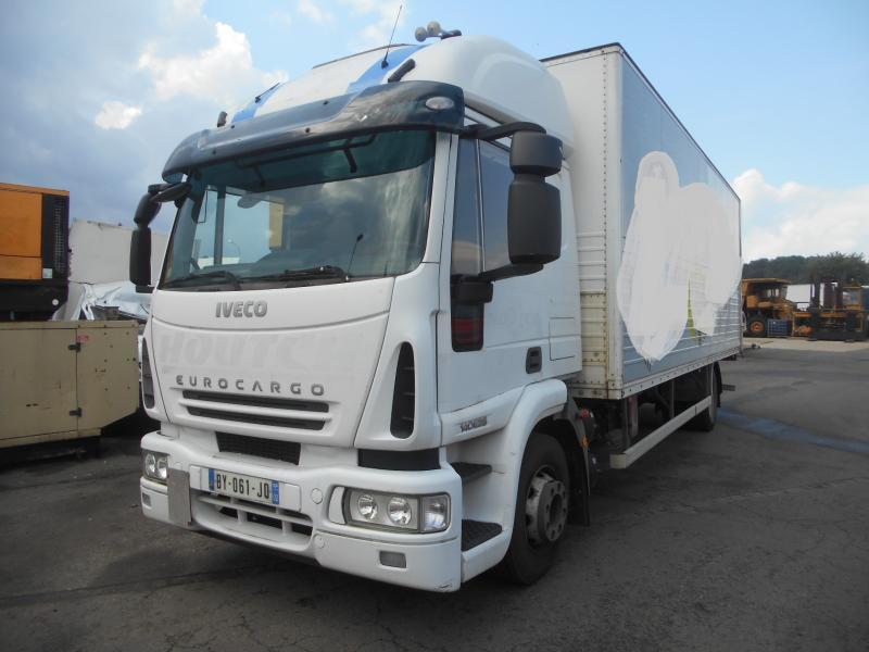 Camion fourgon Iveco Eurocargo 140E25
