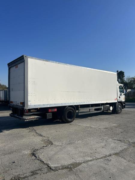 Camion fourgon MAN TGM 18.250