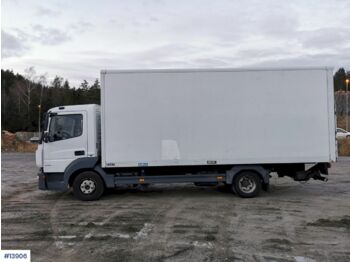 Camion fourgon Mercedes Atego