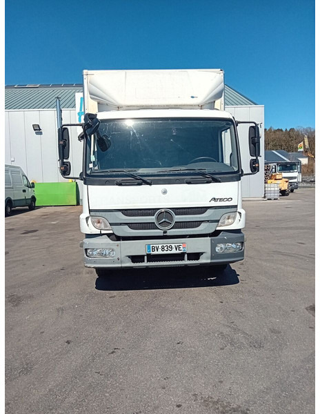 Camion fourgon Mercedes-Benz Atego 1222