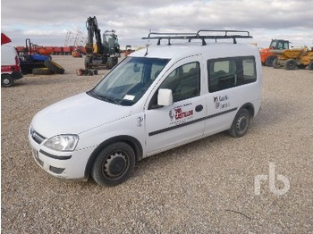Opel COMBO C 1.7D Crew Cab - Camion fourgon