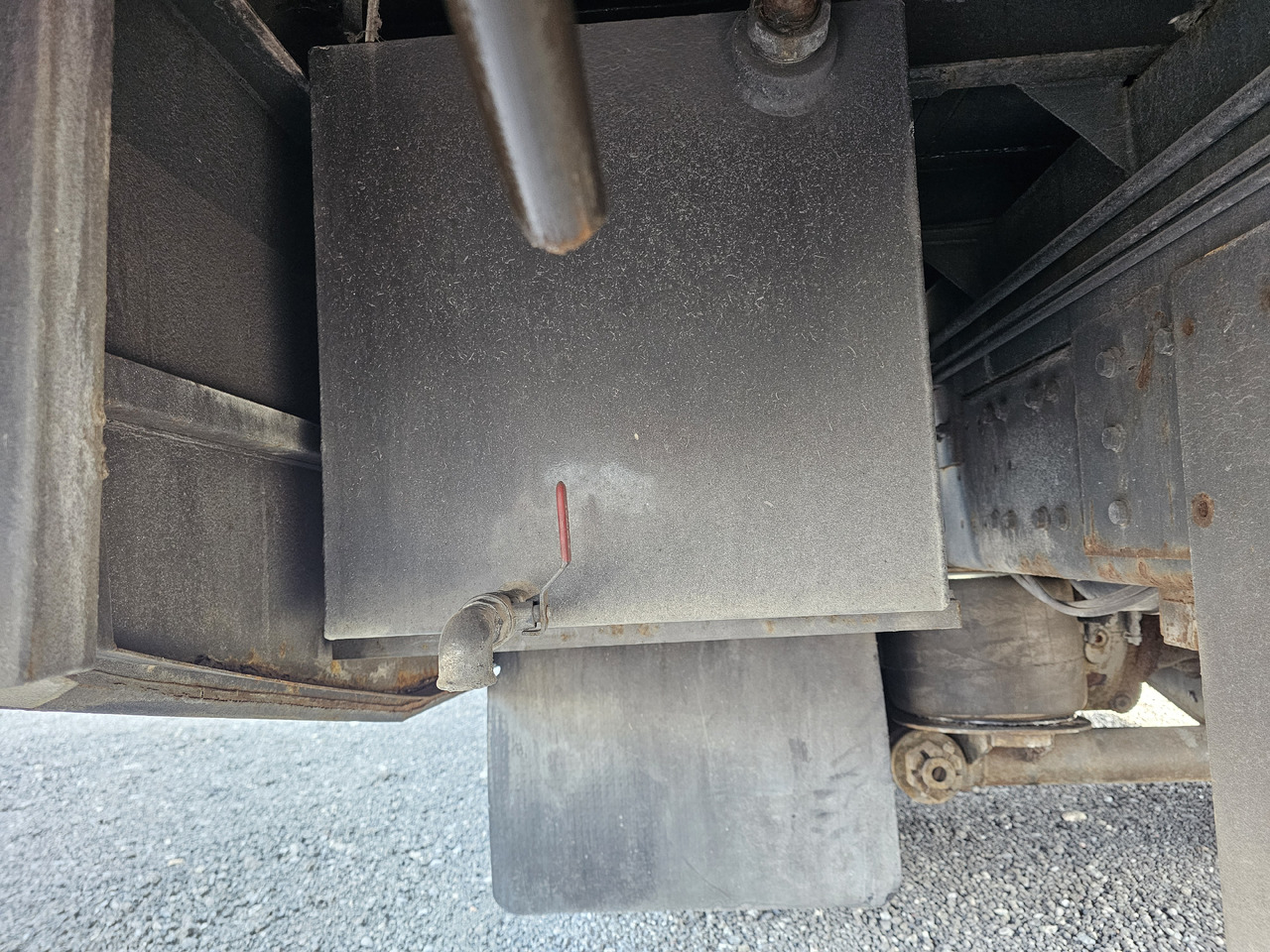 Camion fourgon Renault AE380 PHASE1