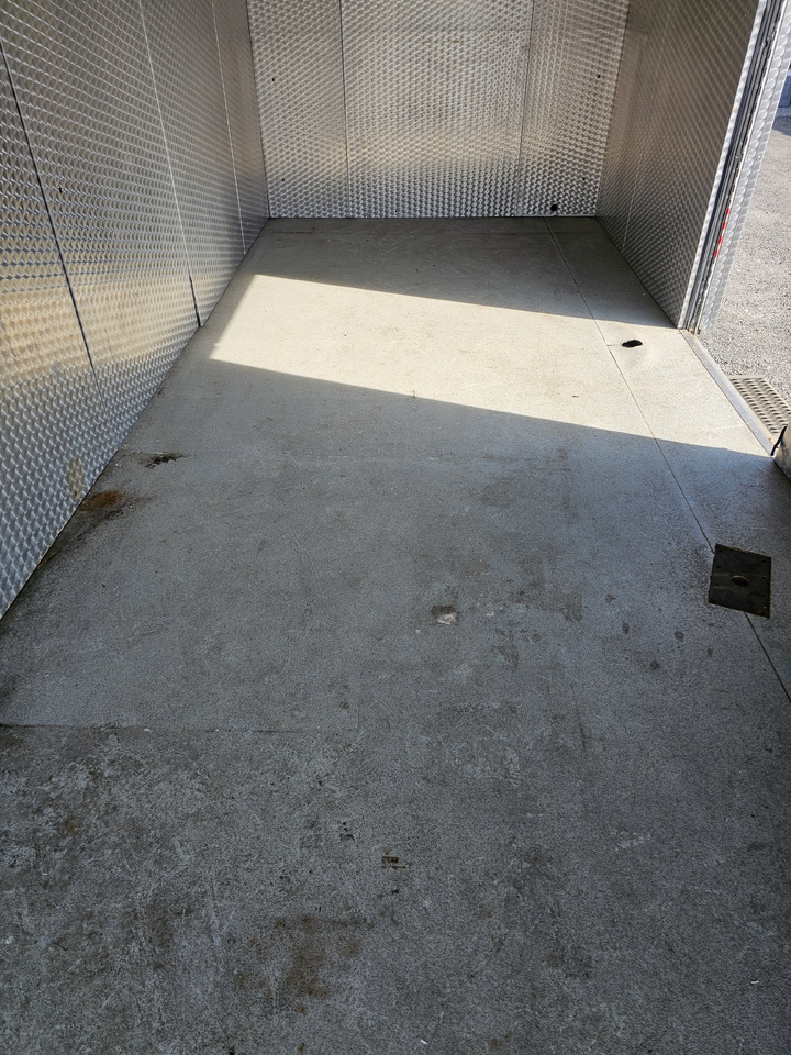 Camion fourgon Renault AE380 PHASE1