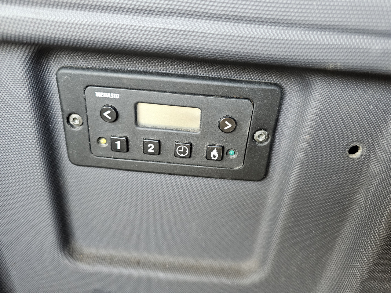 Camion fourgon Renault AE380 PHASE1