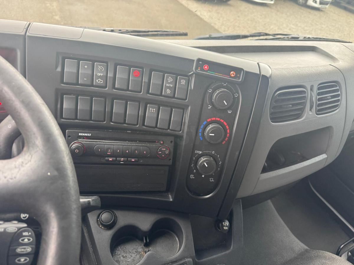 Camion fourgon Renault D-Series