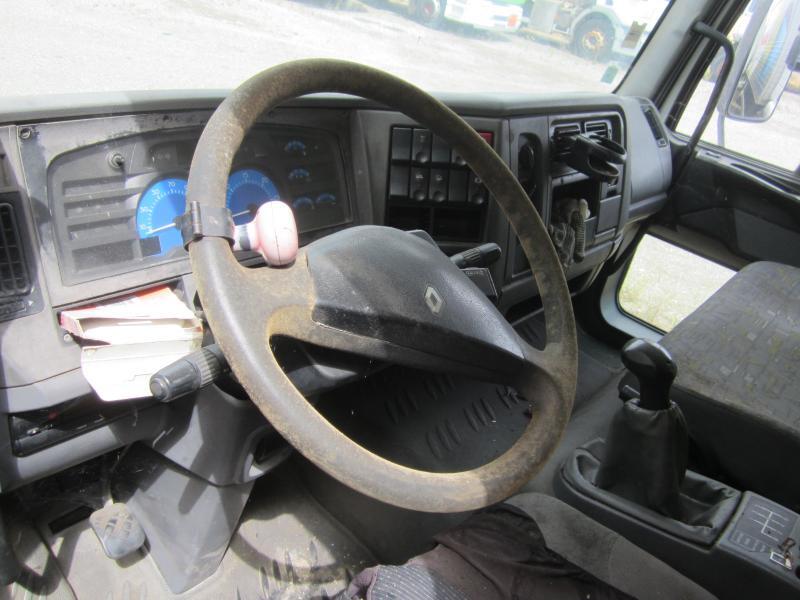 Camion fourgon Renault Midlum 220 DCI