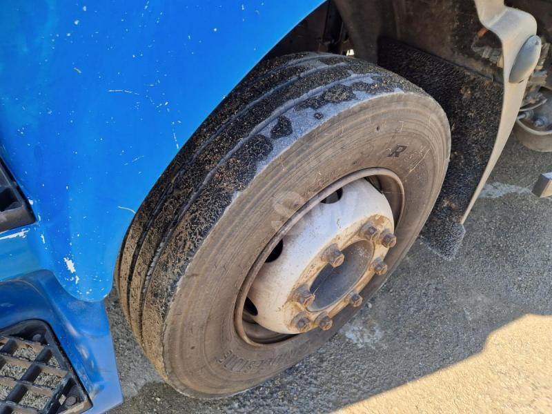 Camion fourgon Renault Midlum 220 DCI