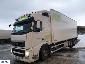 Camion fourgon Volvo FH460