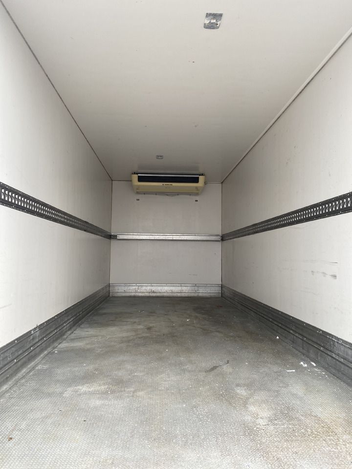 Camion frigorifique IVECO DAILY 70C18