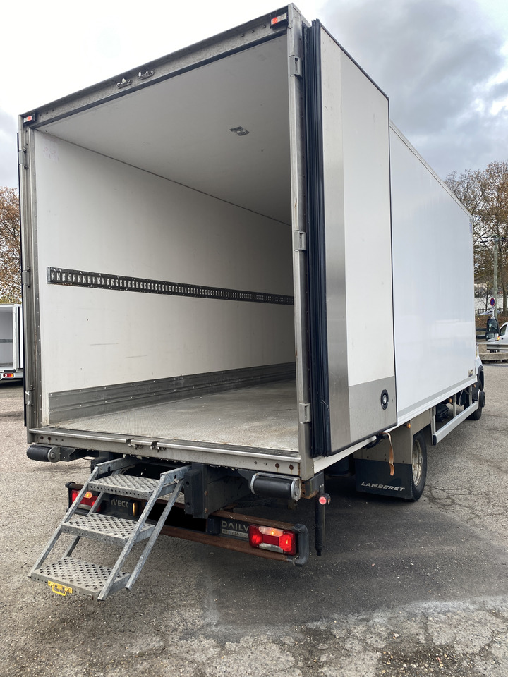 Camion frigorifique IVECO DAILY 70C18