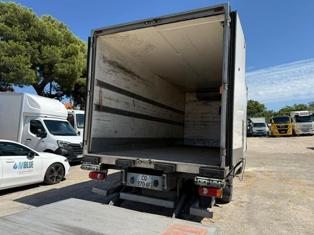 Camion frigorifique Iveco 120E22 CAISSE FRIGO HAYON