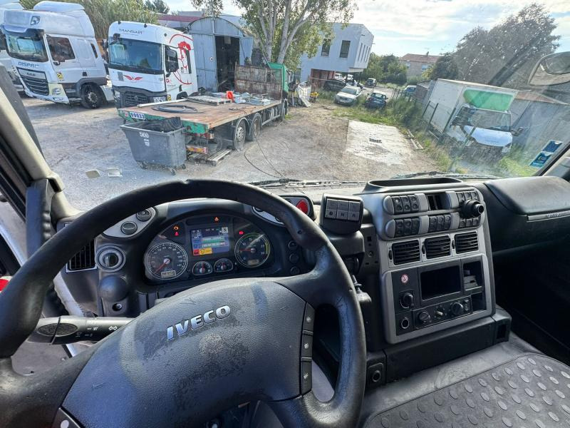 Camion frigorifique Iveco Stralis 360