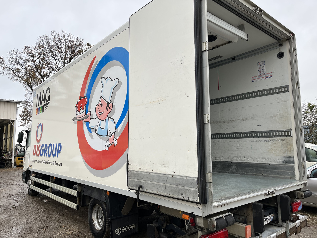 Camion frigorifique MAN Tga 12-180