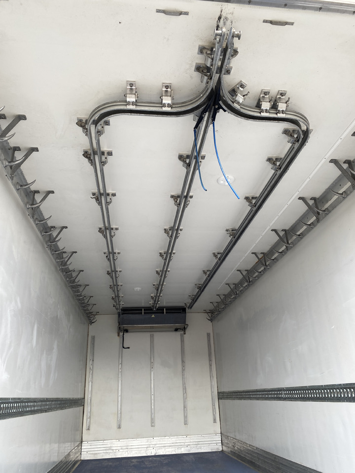 Camion frigorifique RENAULT D16