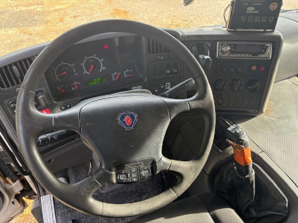 Camion frigorifique SCANIA P310