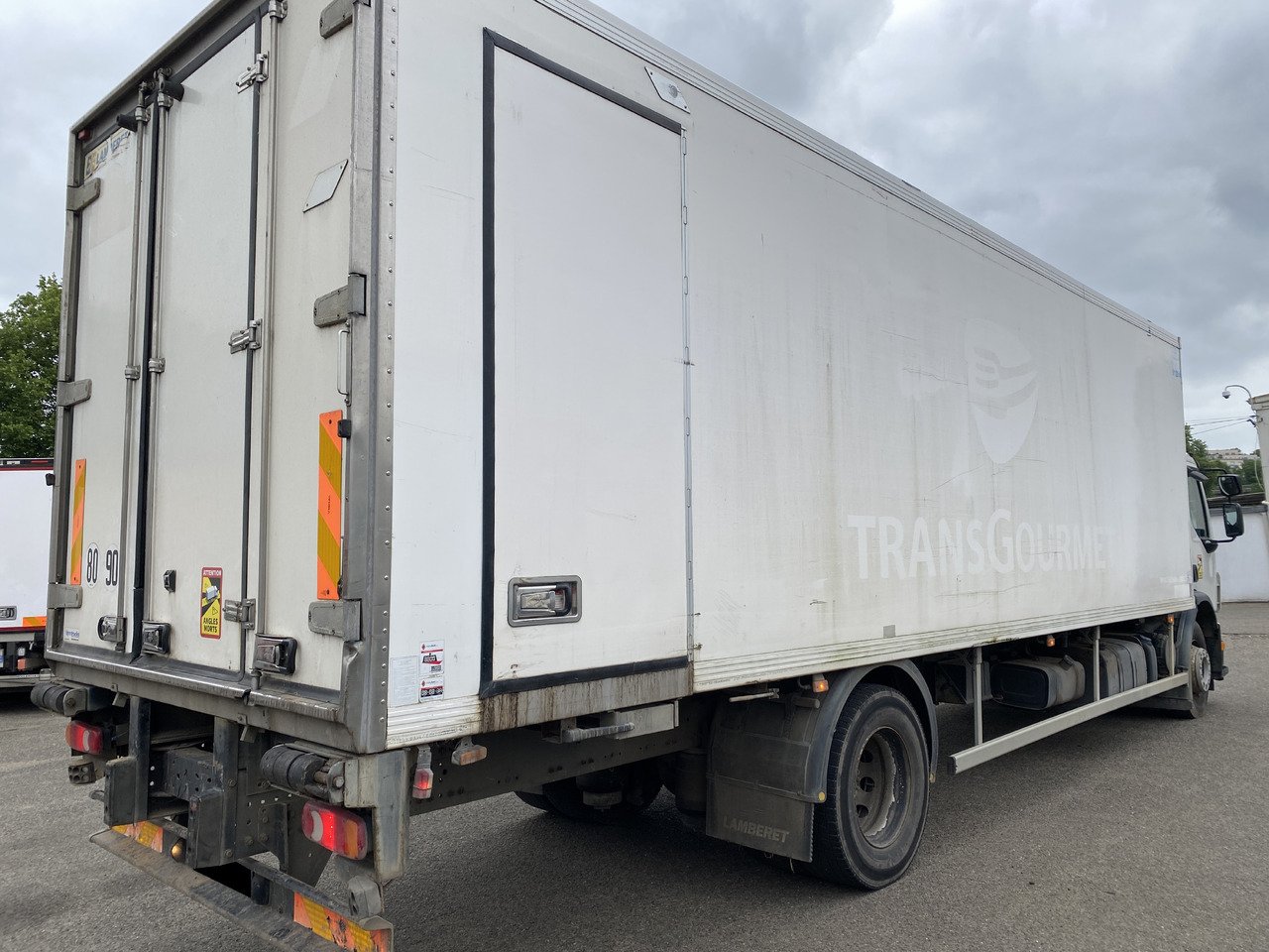 Camion frigorifique VOLVO FL 280