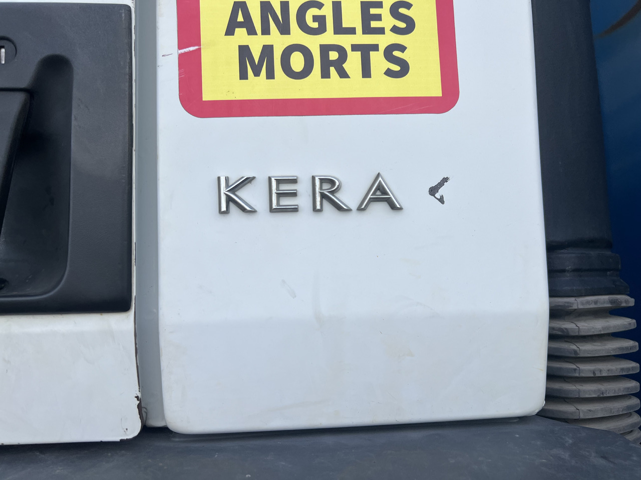 Camion grue RENAULT plateau grue radio commandée 380 DXI