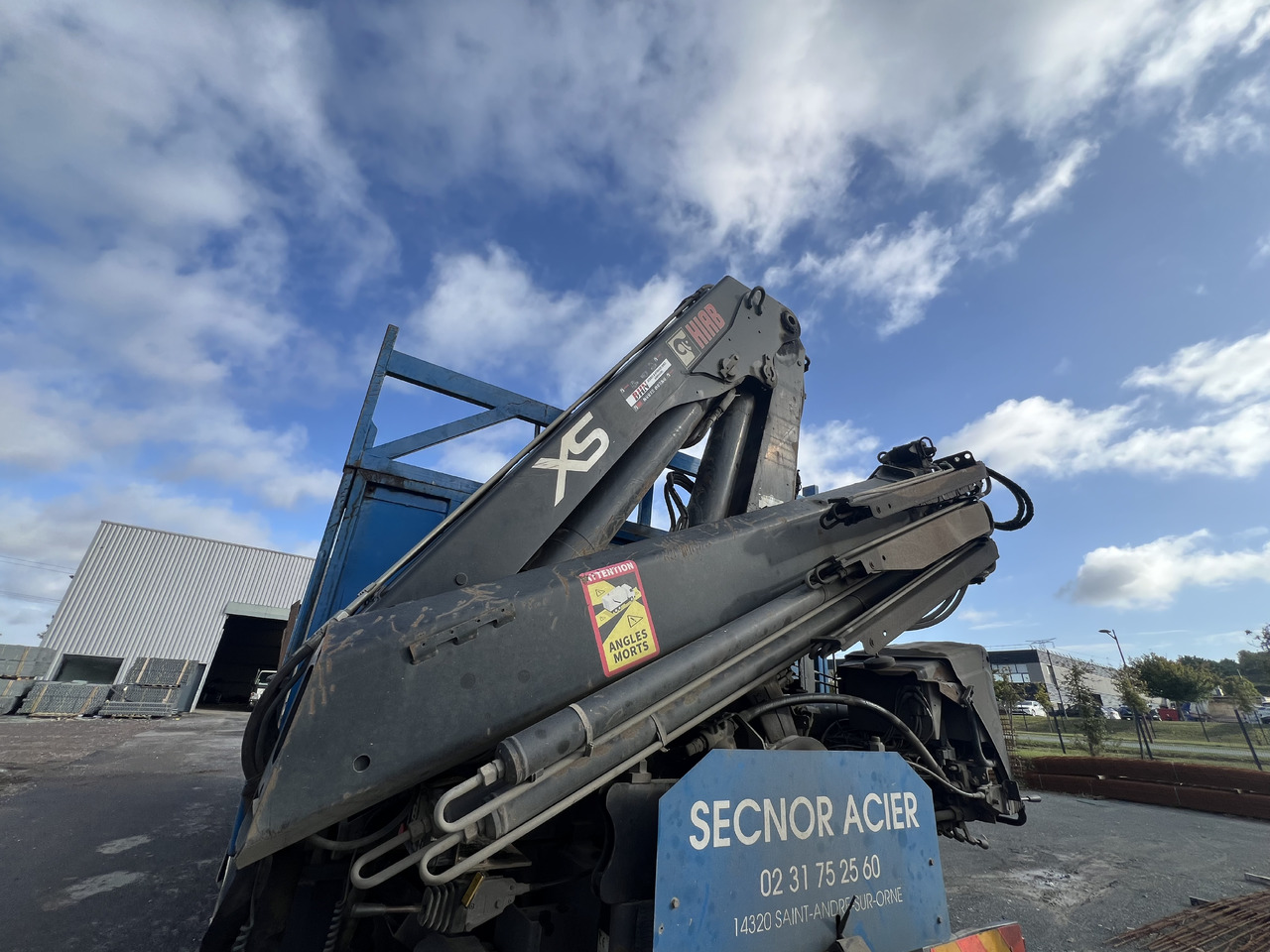 Camion grue RENAULT plateau grue radio commandée 380 DXI