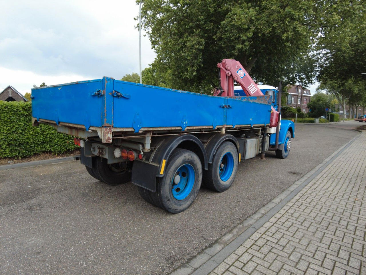 Camion grue Scania 86 6x2