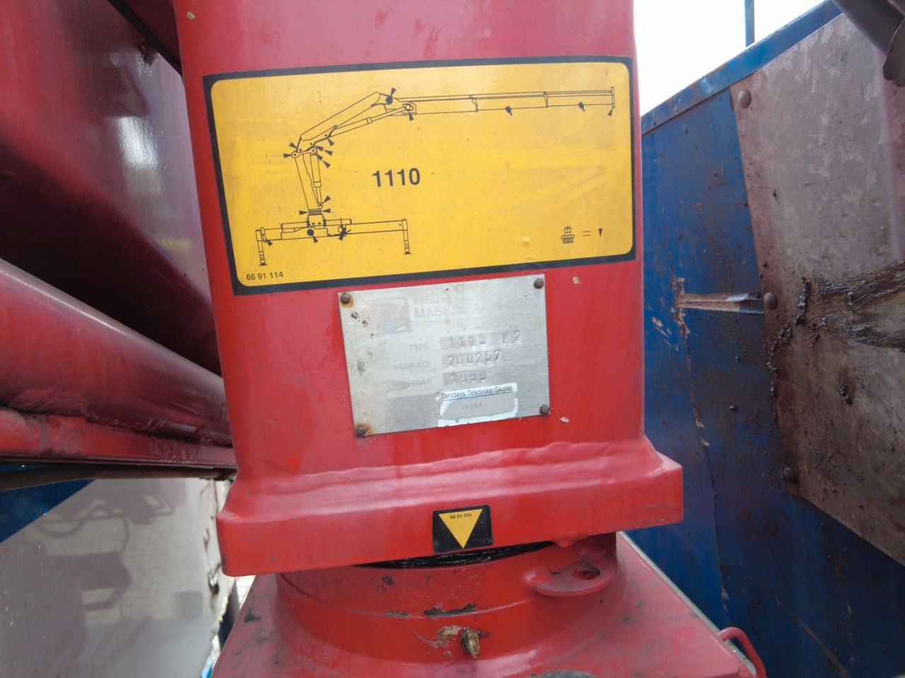 Camion grue Scania 86 6x2