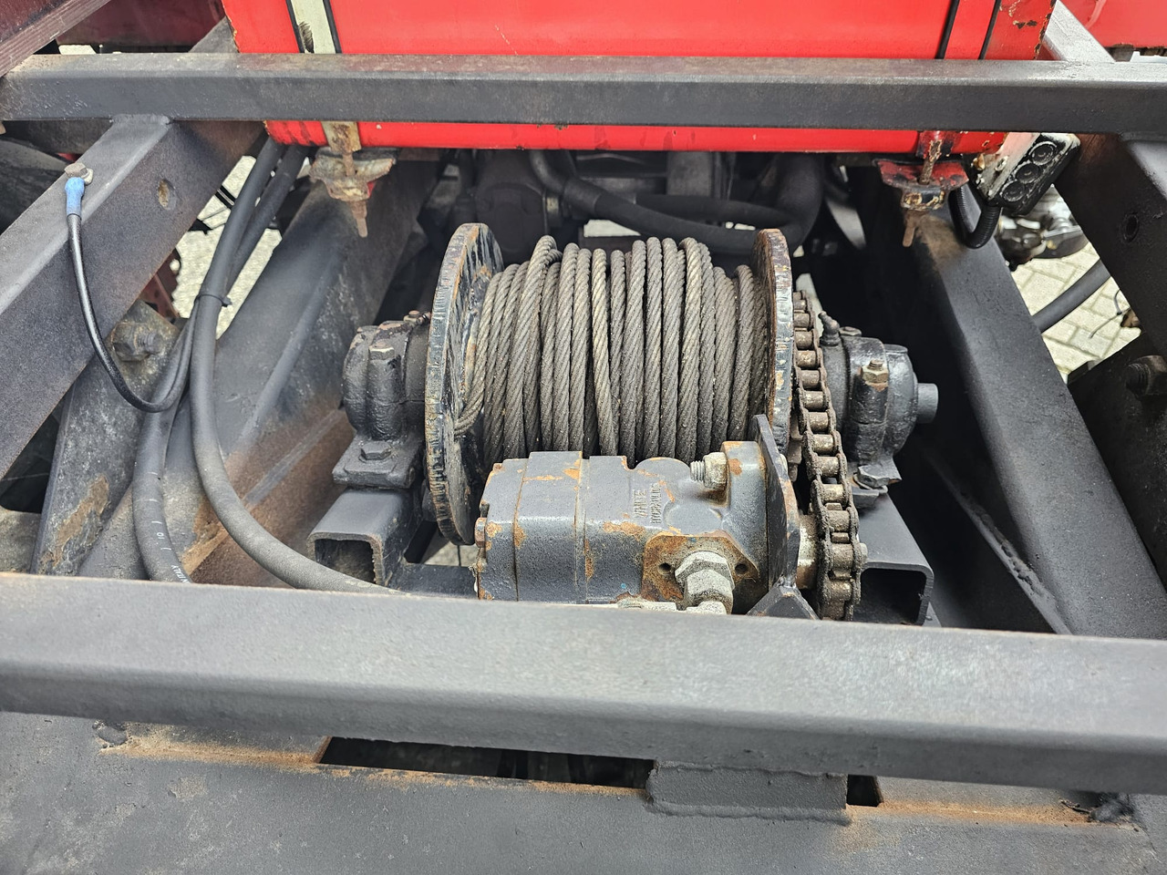 Camion grue Unimog 406/U9000 4x4