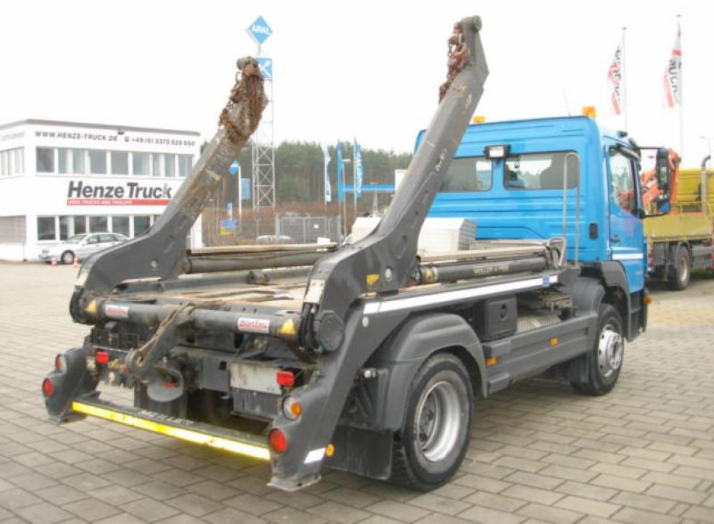 Camion multibenne MERCEDES-BENZ Atego 1524 K  Absetzkipper TOP +Funkfernbed.