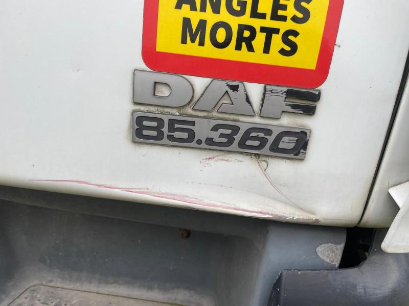 Camion plateau DAF CF 360