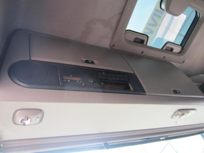 Camion plateau DAF XF105 460