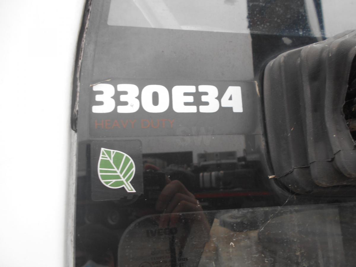 Camion plateau Iveco Eurotrakker 330E34