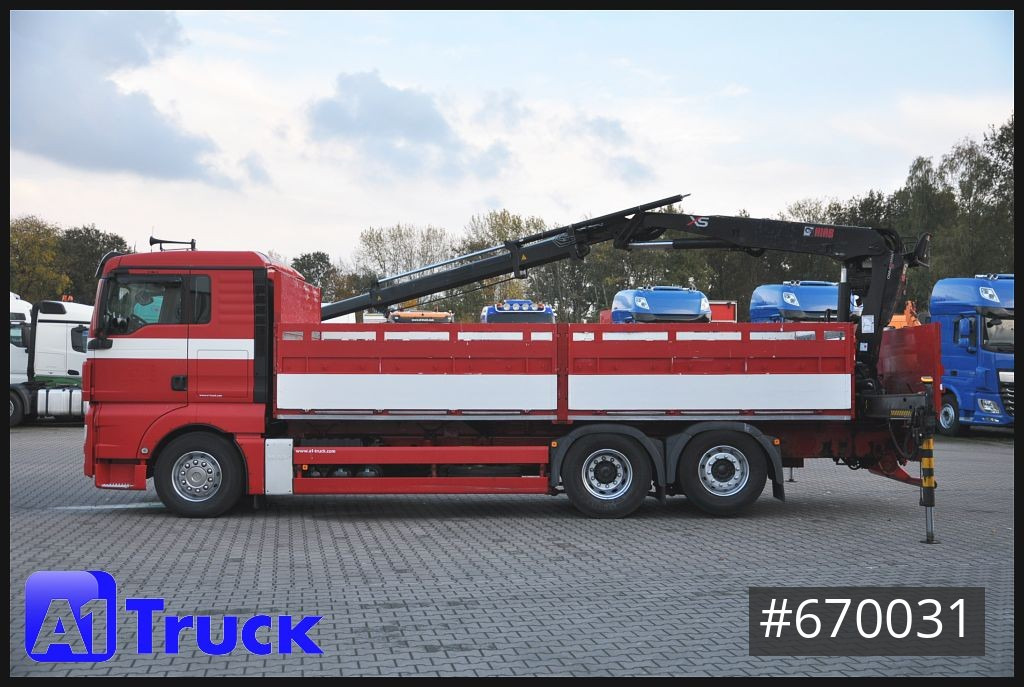 Camion plateau MAN TGX 26.400 XL Hiab 166K, Lift-Lenkachse