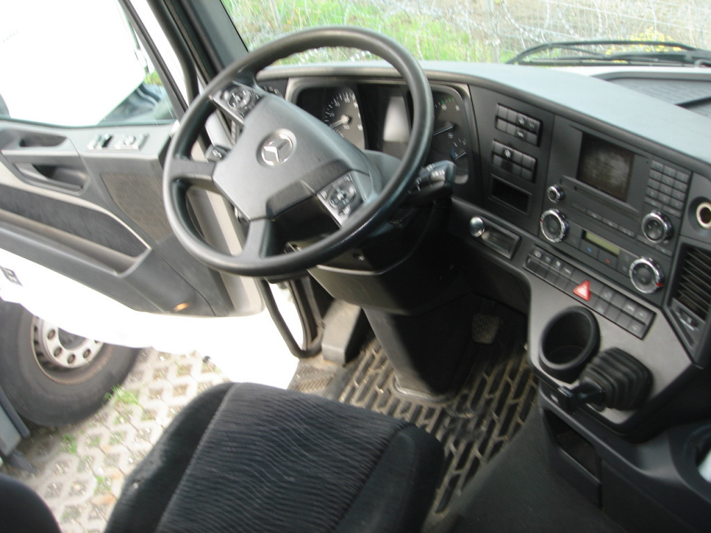 Camion plateau MERCEDES-BENZ Antos 2543 L 6x2 Pritsche Heckkran