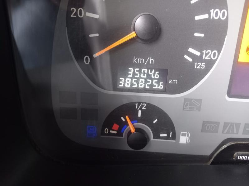 Camion plateau Mercedes Actros 2532