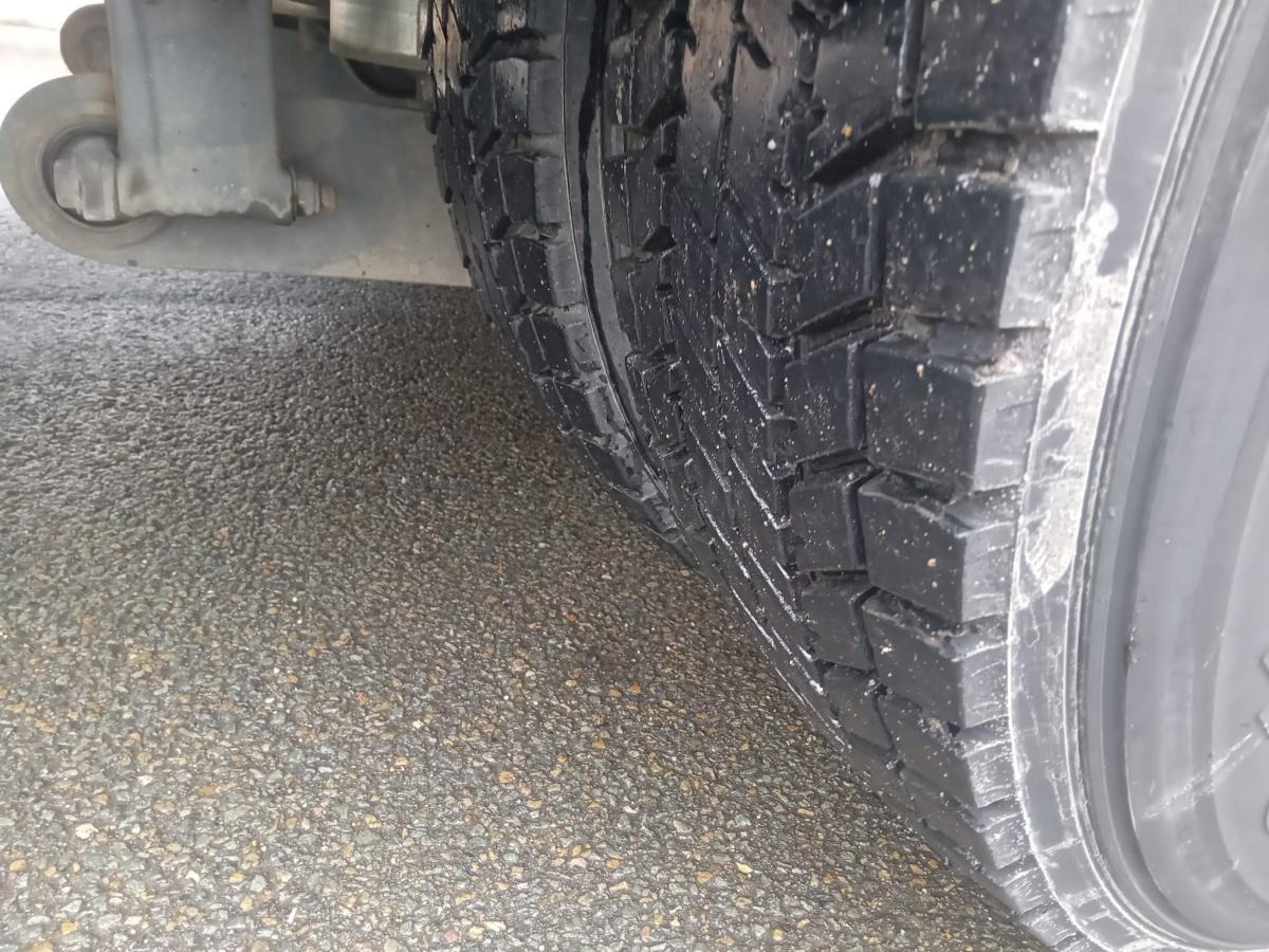 Camion plateau Mercedes Actros 2532