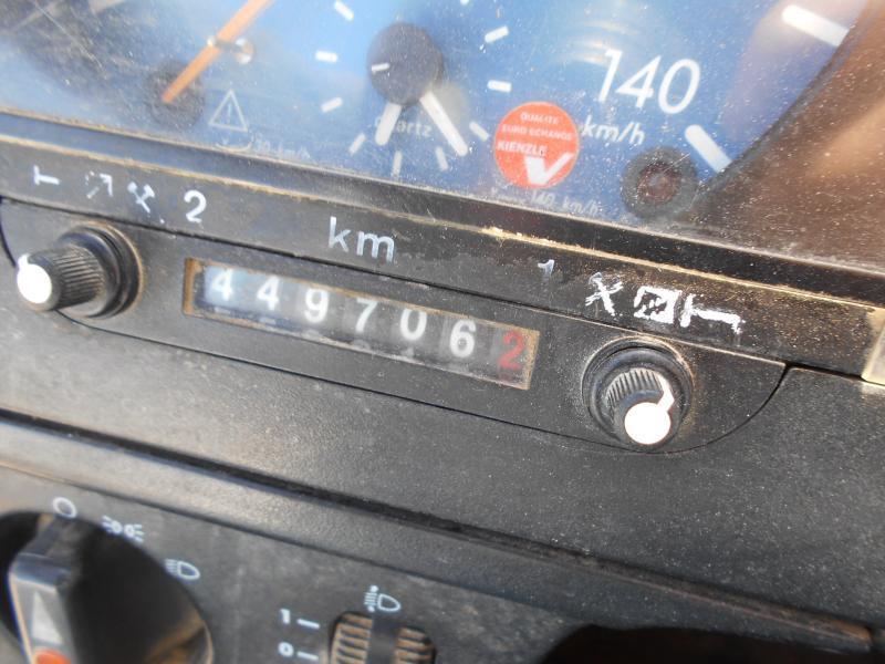 Camion plateau Mercedes Atego 815