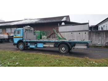 Camion plateau Mercedes-Benz 1622