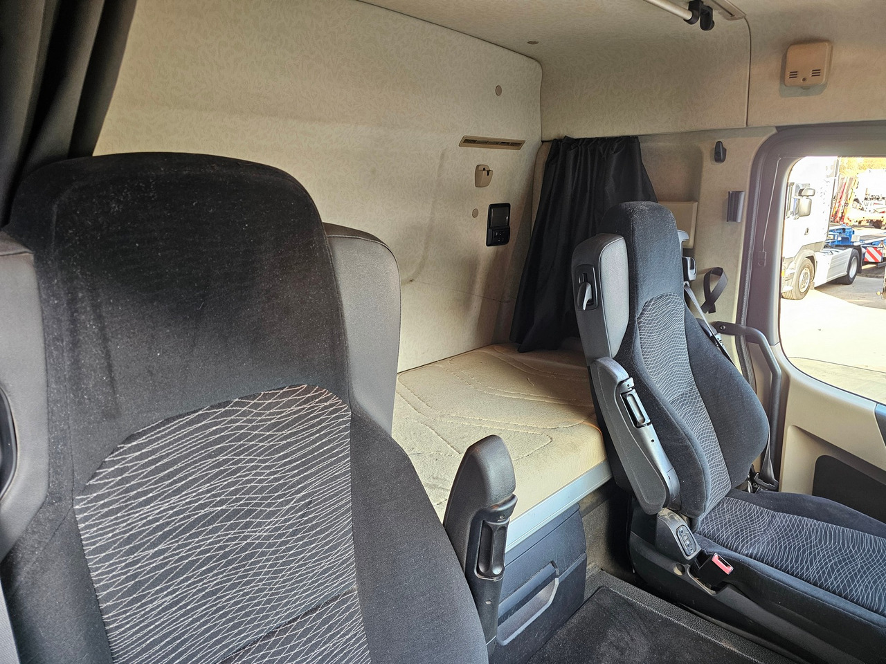 Camion plateau Mercedes Benz Actros 2645 6x4