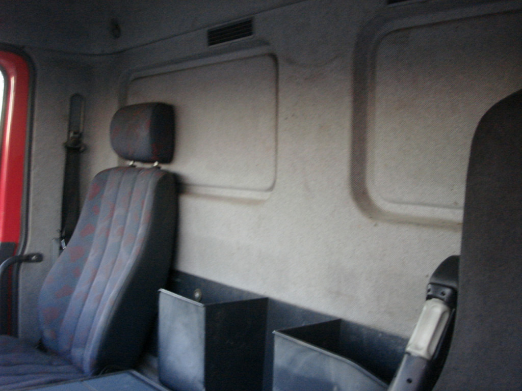 Camion plateau Mercedes-Benz Actros Pritsche Heckkran 2640 6x4 PK 27.000 Kran