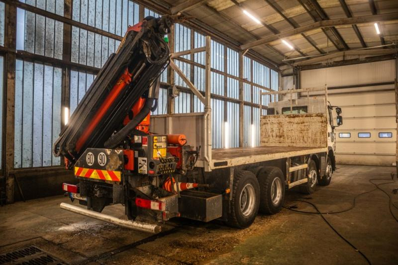 Camion plateau Renault KERAX 380DXI-8x4+PK18TM/3EXT