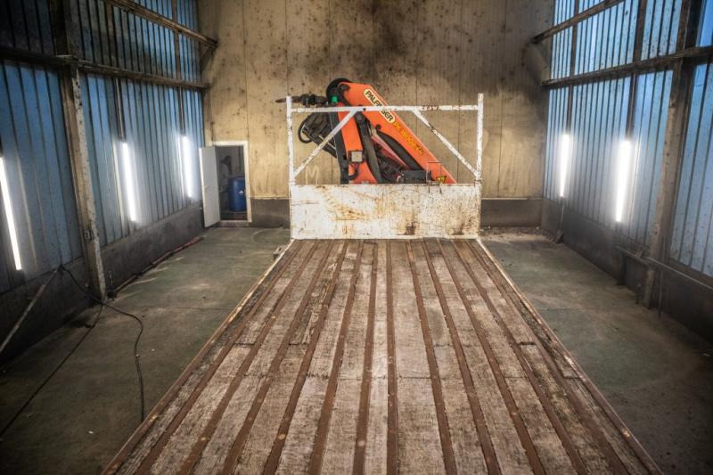 Camion plateau Renault KERAX 380DXI-8x4+PK18TM/3EXT