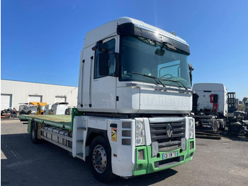 Camion plateau Renault Magnum 440 DXI