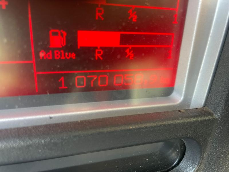 Camion plateau Renault Magnum 440 DXI